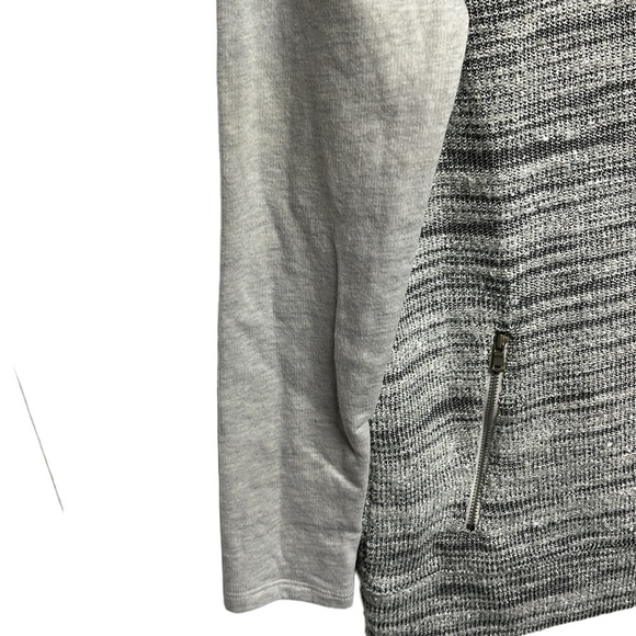 Loft Long Activewear Top - Picture 10 of 13